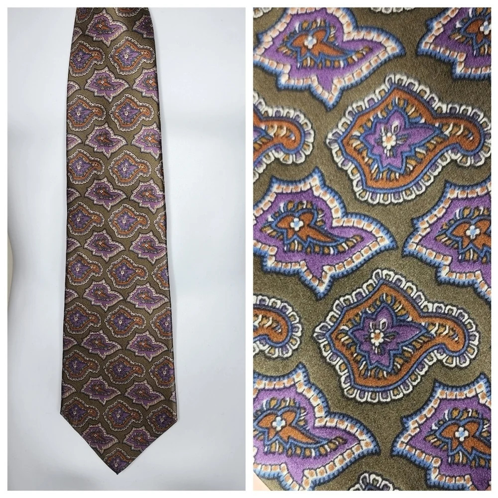 100% silk tie-Geoffrey Beene